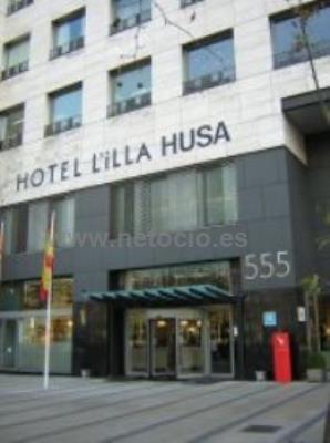 HUSA L'ILLA